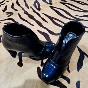 Cordani Italian Ankle boots, Navy Blue